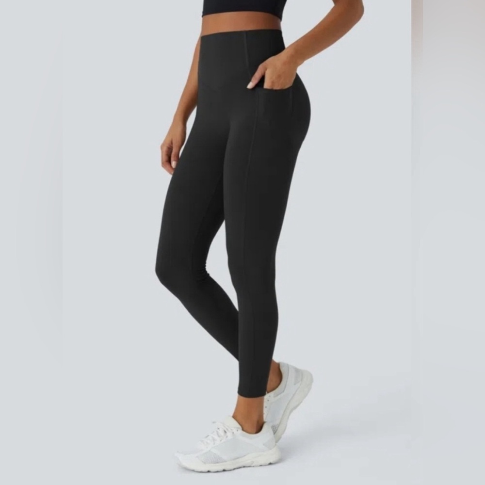 HALARA Black High-Waist Pocket Leggings